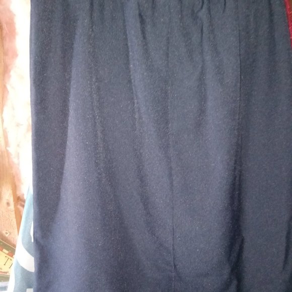 Women's Skirt - Picture 2 of 2